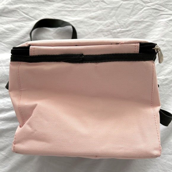 Roots 73 Pink and Gray insulated lunch Bag - Picture 5 of 10